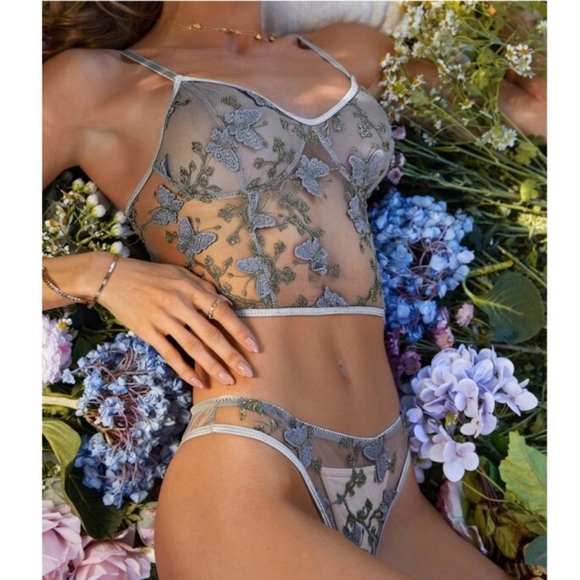 Other - Romantic Butterfly Floral Sheer Lace up Set